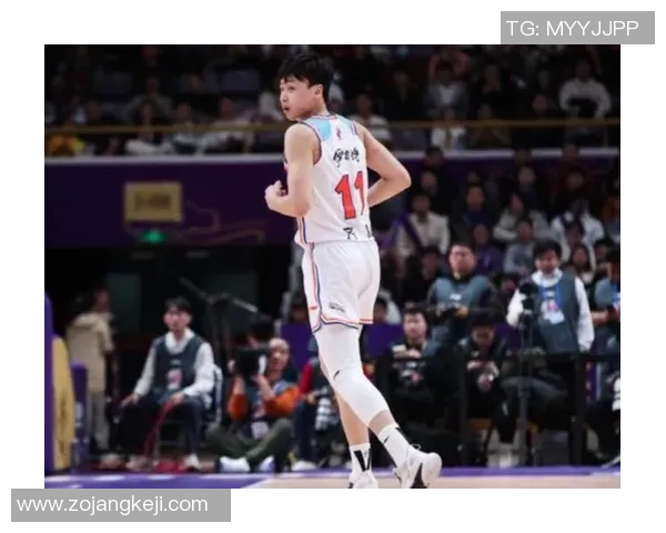 齐麟的崛起与挑战:探索这位年轻球员的未来发展与潜力分析 齐麟的崛起与挑战:探索这位年轻球员的未来发展与潜力分析